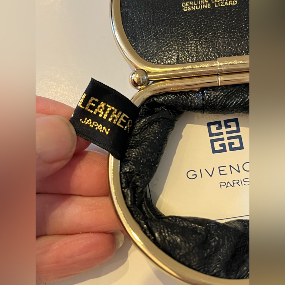 Luxury Givenchy Paris Leather Coin Pouch - Picture 7 of 13